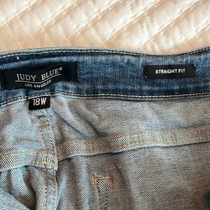Judy Blue straight leg raw hem denim